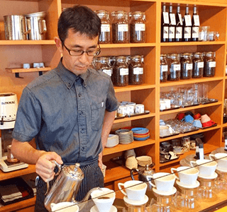 静波海岸 コスモスコーヒー